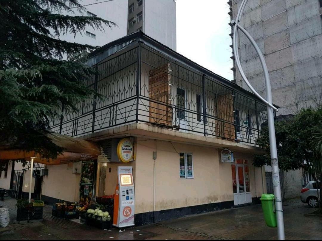 Enjoy The Hostel Batumi Exteriör bild